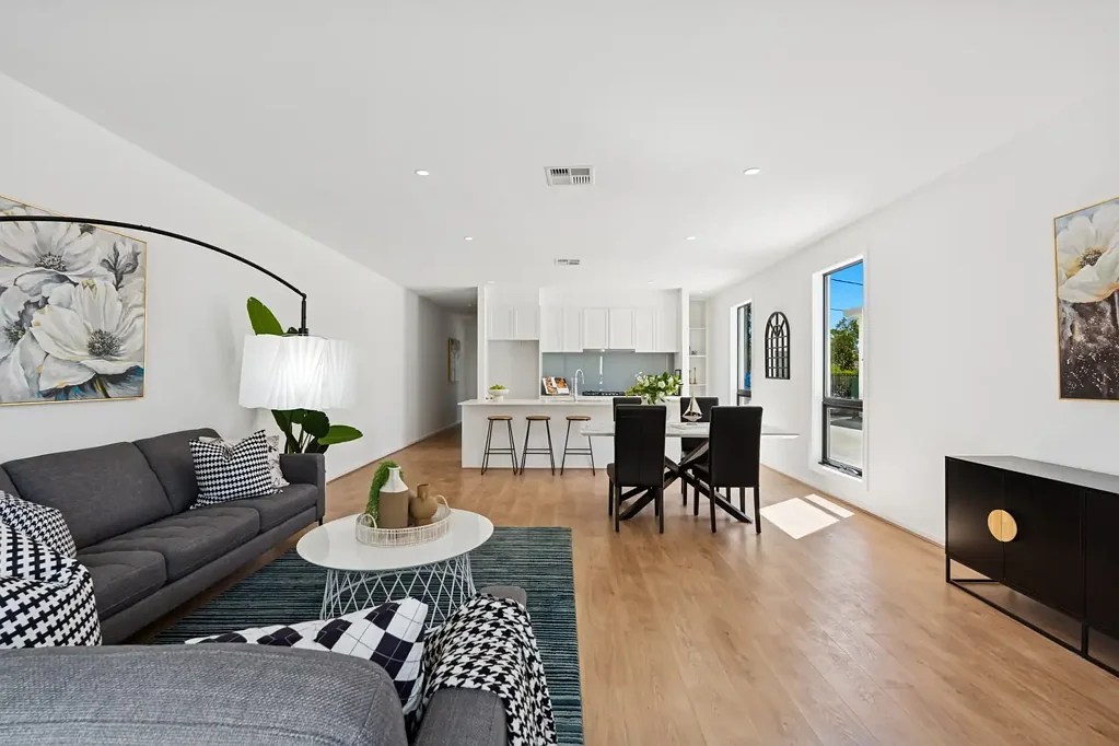 Felixstow 4房  Brand New Luxury Townhouse in a Prime Felixstow Location