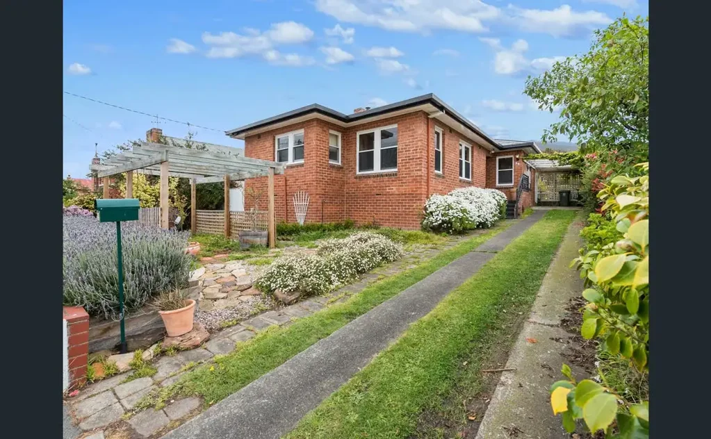 54 Katoomba Crescent, Rosetta, TAS 7010