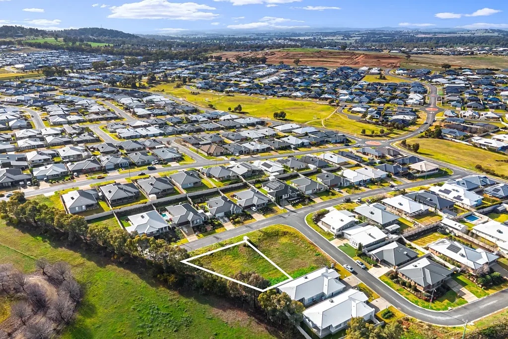 15 Ellerslie Street, Gobbagombalin, NSW 2650