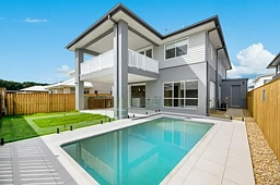 8 Shell Street, Nerang