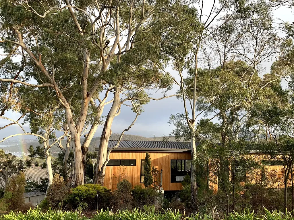 Geilston Bay 3 Bedroom A home to love: beautiful designer eco-house with stunning views