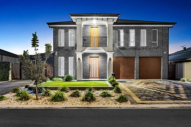 Angle Vale 5房  Resort-Style Family Living in Angle Vale.