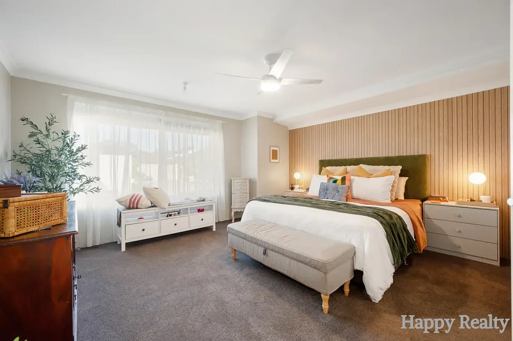 Canning Vale 4غرفة نوم Beautifully Upgraded Family Home Filled with Natural Light & Thoughtful Living Spaces
