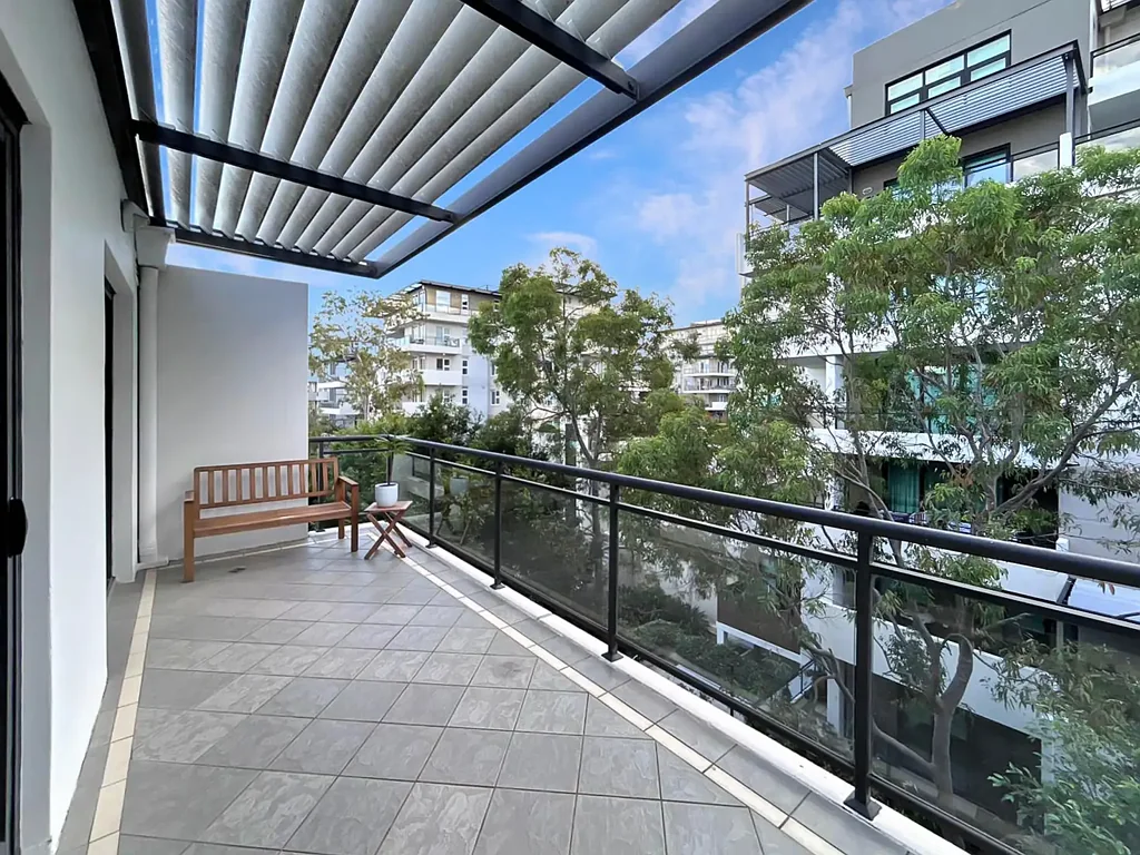 Modern Riverside Living in the Heart of Meadowbank