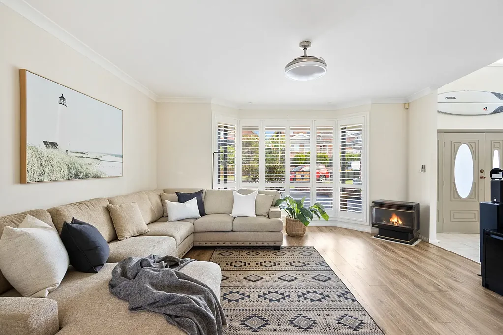 13 Merimbula Close, Flinders, NSW 2529