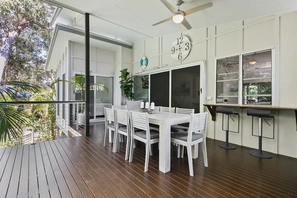 Rainbow Beach 4房  Resort-Style Coastal Luxury – Immaculate Family Home Just Minutes to the Surf