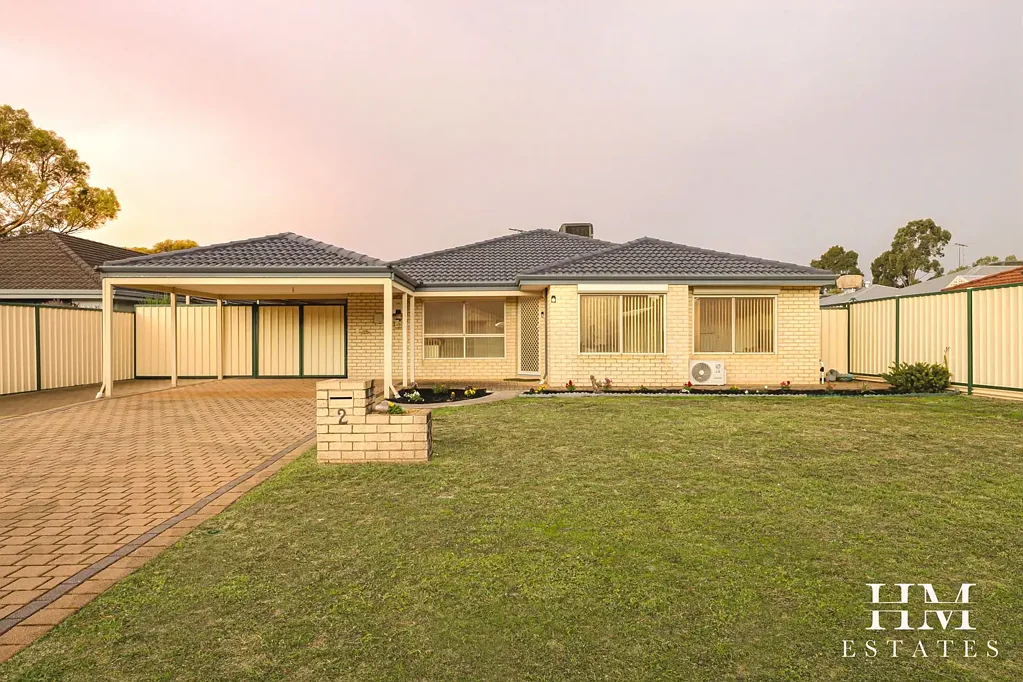 South Guildford 4બેડરૂમ SENSATIONAL FAMILY LIVING ON 544 SQM WITH 2 SEPARATE LIVING AREAS, HUGE GABLED AFRESCO & DRIVE THRU GATES