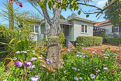 Harristown 3Habitaciones Perfect Starter - DOUBLE SHED & Northern Views Over City!