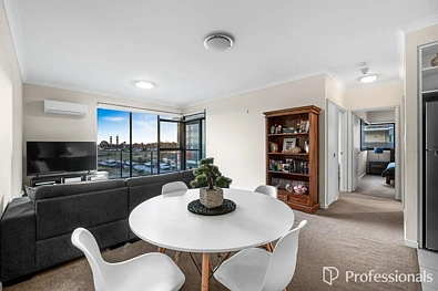 Success 2房  WEST FACING APARTMENT WITH 2 CAR BAYS