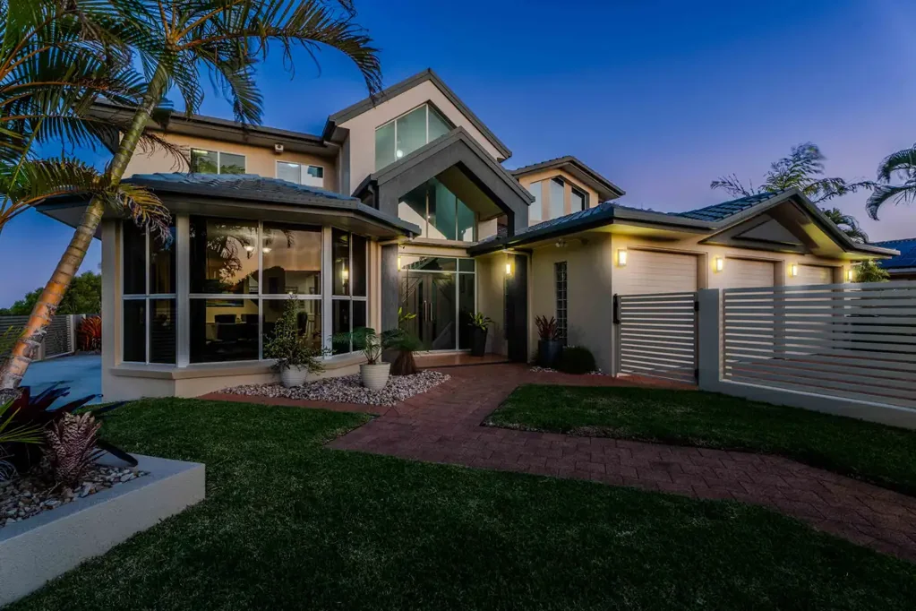 Kawungan 5ਬੈੱਡਰੂਮ RESORT-STYLE FAMILY OASIS IN THE HEART OF KAWUNGAN