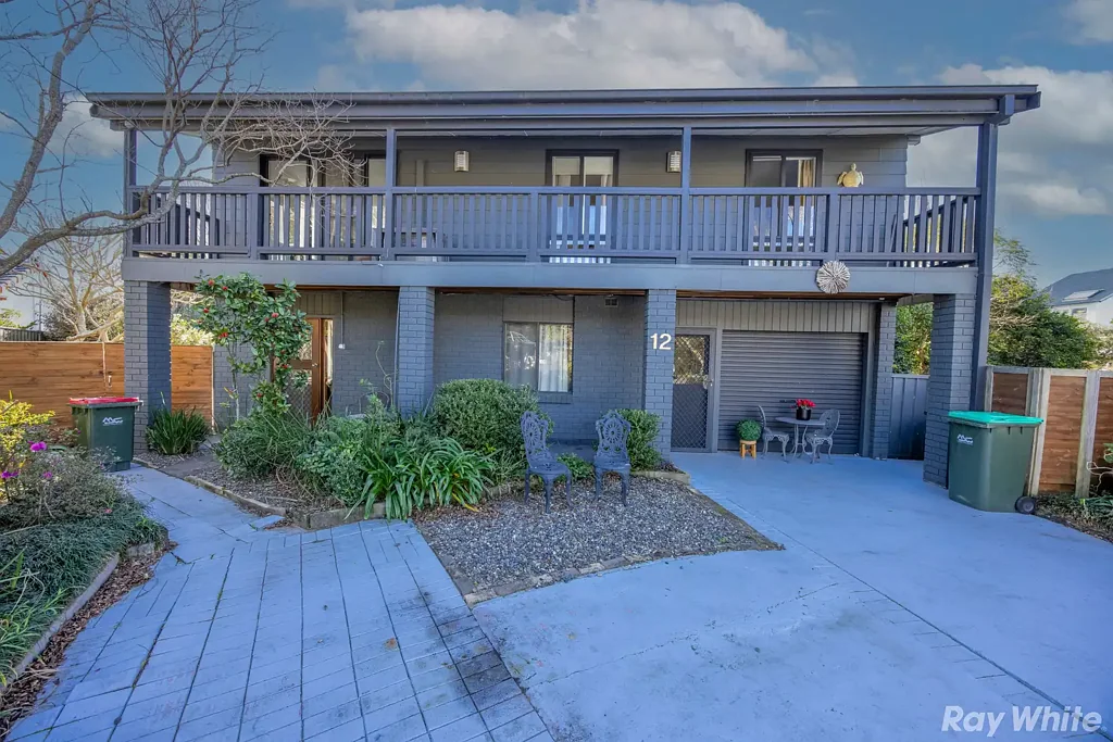 Tuncurry 3ਬੈੱਡਰੂਮ Dual Living Delight on Large Block in Prime Tuncurry Location