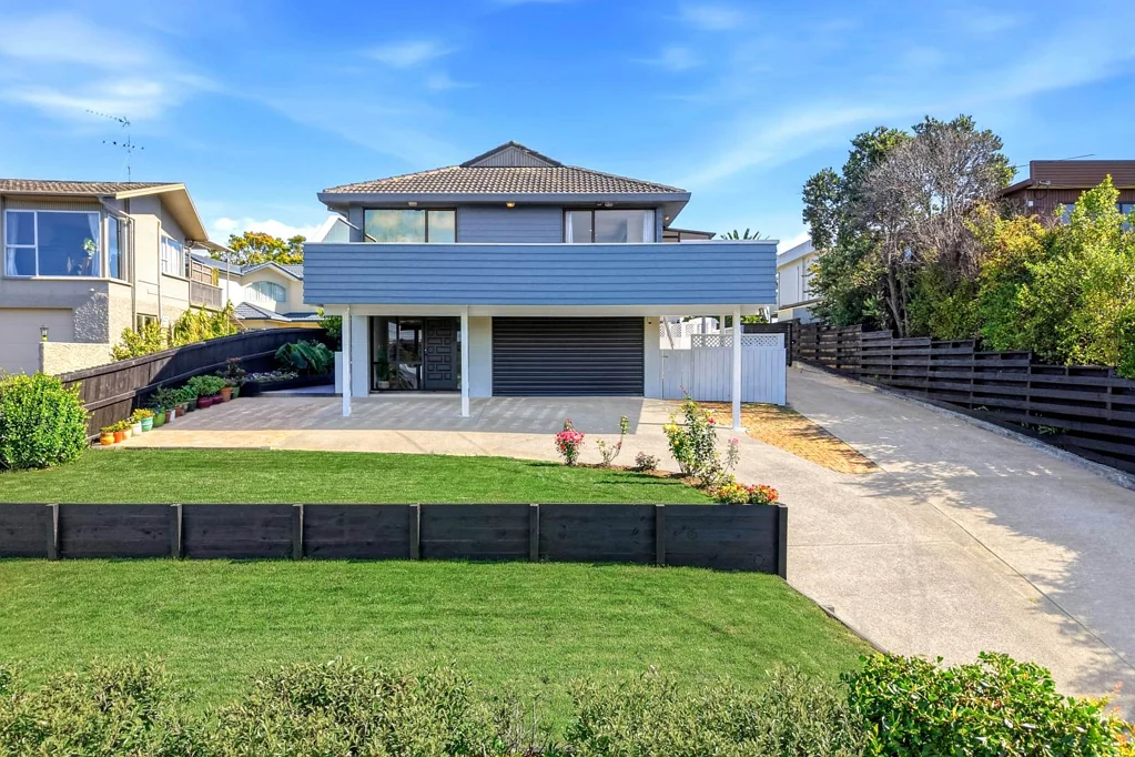 1/169 Stredwick Drive, Torbay, North Shore City
