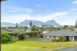 12 Ata-Mahina Way, Ruakaka