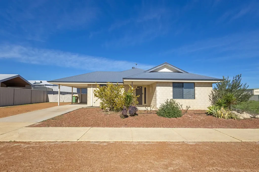 Jurien Bay 4બેડરૂમ Affordable Family Living or Smart Investment Opportunity