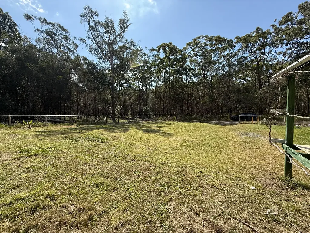 Russell Island 北向地块宁静 私密保护区环绕 594平米宽敞 成熟果树自给 便利岛屿生活 Tranquil North-Facing Block Ready for Your Dream Home – 20 Mercury Road, Russell Island