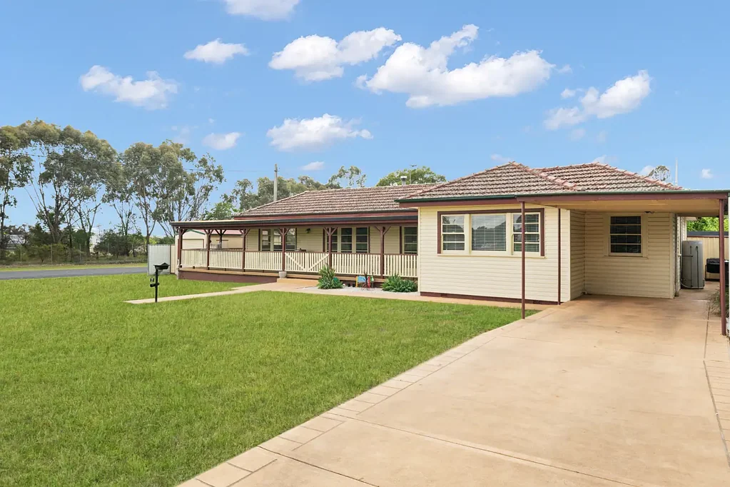Mudgee 4બેડરૂમ Make This Your First Home