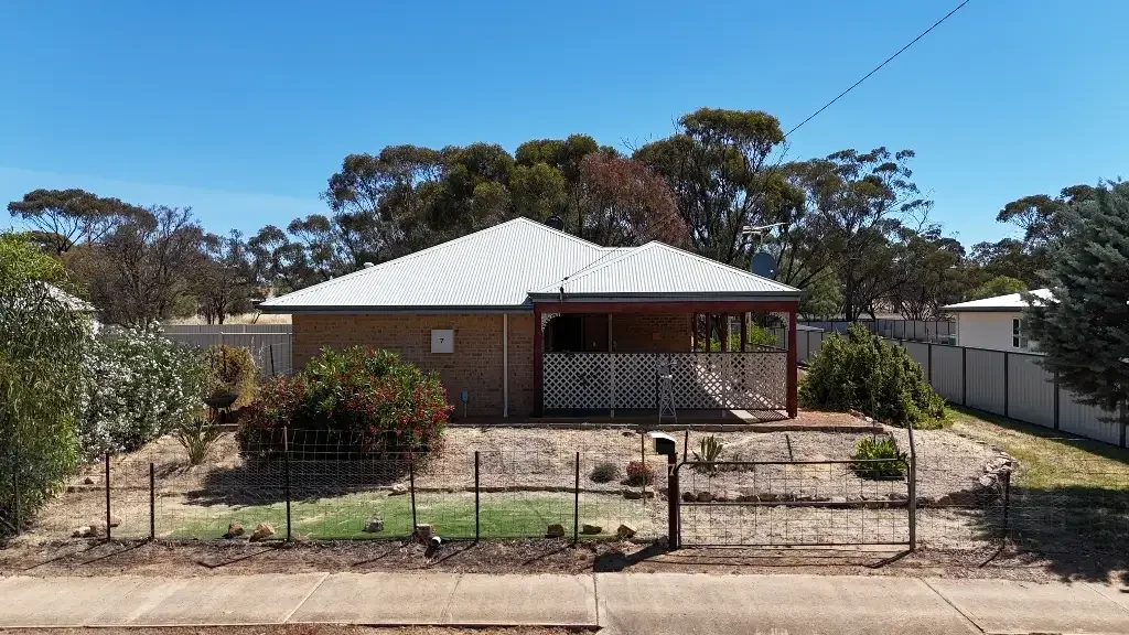 7 Forrest Street, Beverley, WA 6304