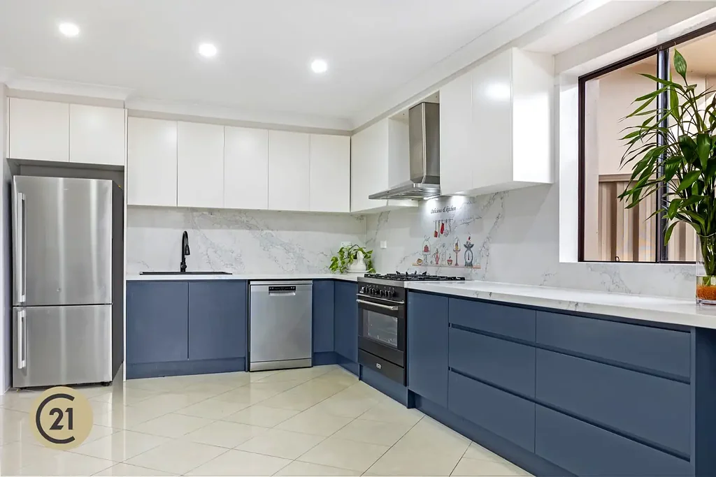 Baulkham Hills 4 Bedroom Modern 4 Bedroom Double-Brick Townhouse | Prime Location - Low Maintenance & Great Appeal