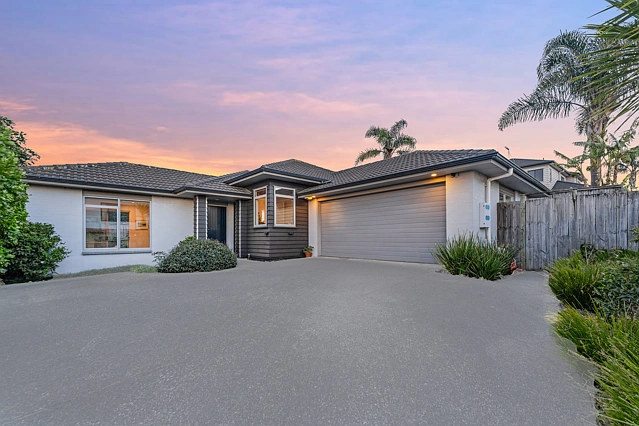 19 Savina Court, Flat Bush, Manukau City