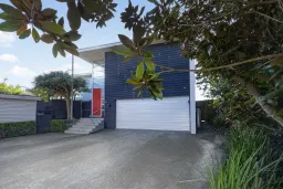 10 Barrister Avenue, Three Kings