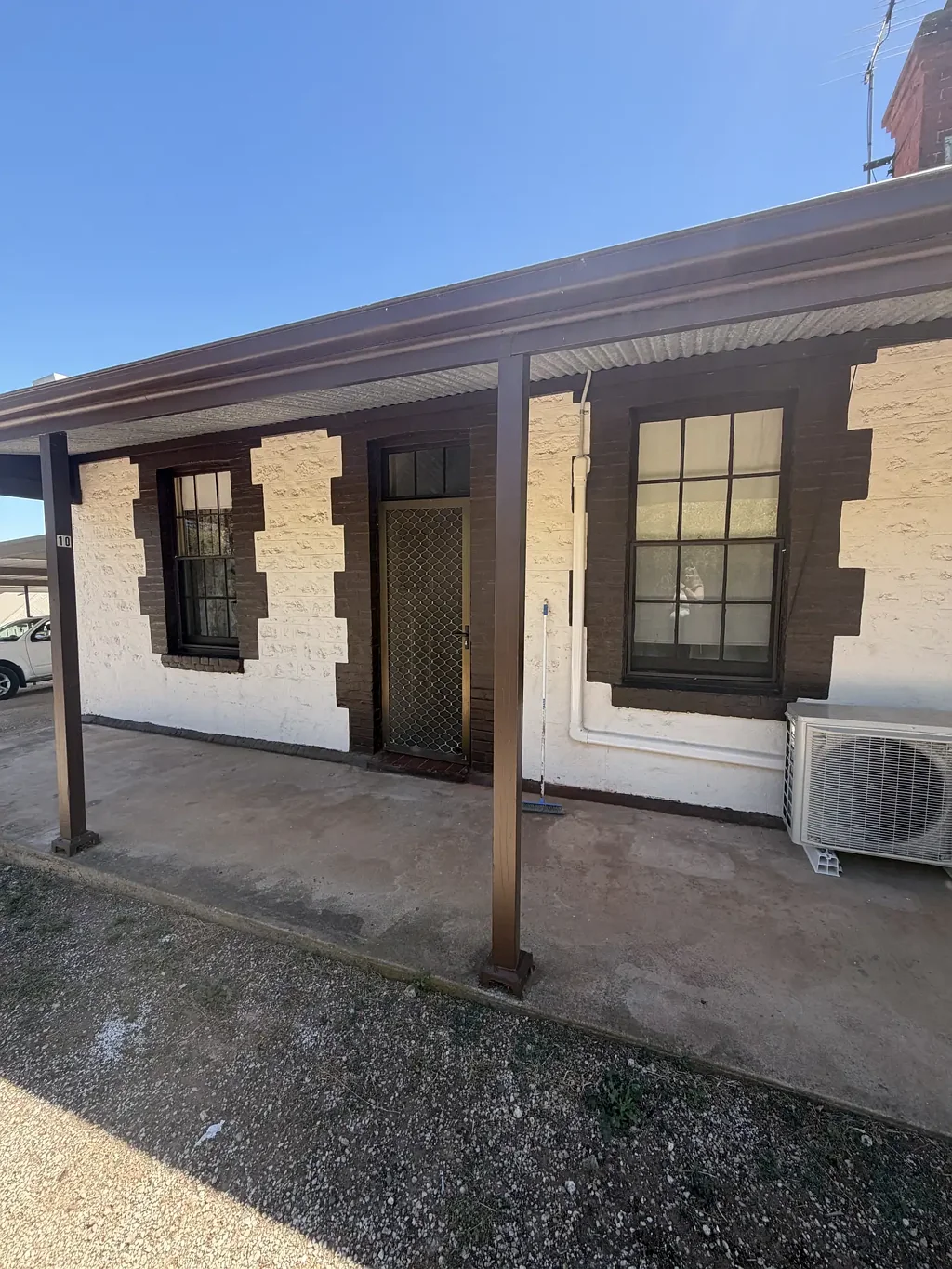 2 bedroom unit