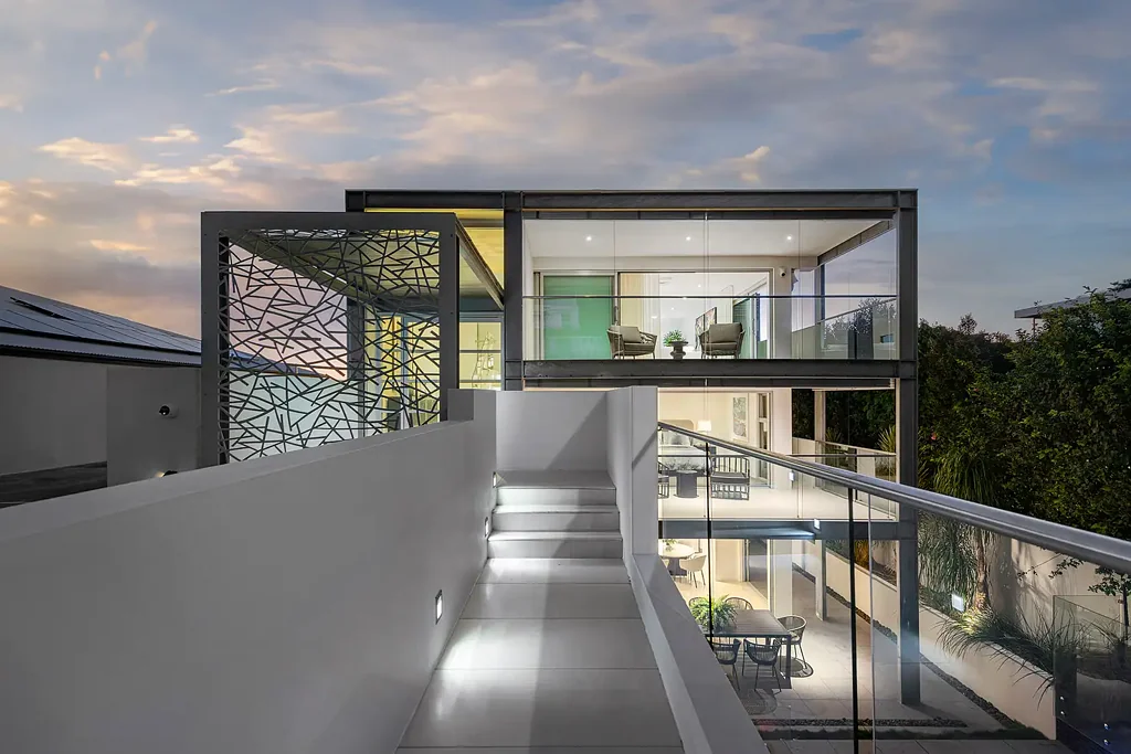 Ascot 5Moenga Skyline Luxury: A Landmark Ascot Residence with Panoramic City & River Views