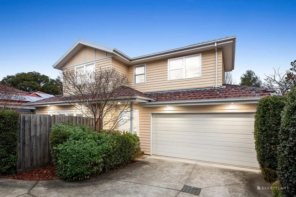 2/162 Springfield Road, Blackburn, VIC 3130