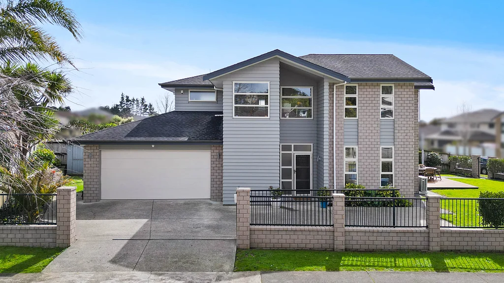 2 Murray Becroft Avenue, Henderson, Waitakere City, Auckland