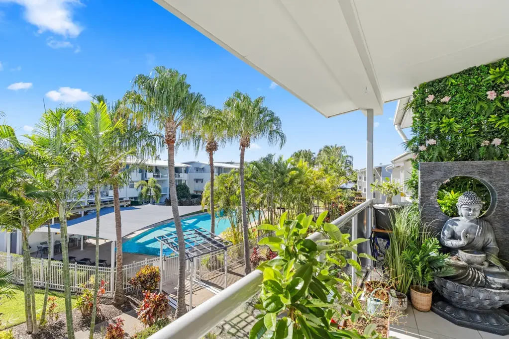 Urangan 2Zimmer Top Floor Stylish Apartment in Sought-After Whale Cove