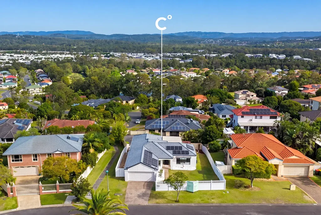 Arundel 4房  Modern Family Sanctuary in the Prestigious Tee Trees Estate