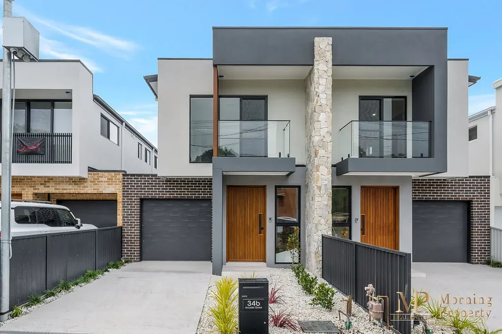 Merrylands 5 Slaapkamer Brand New Quality Home