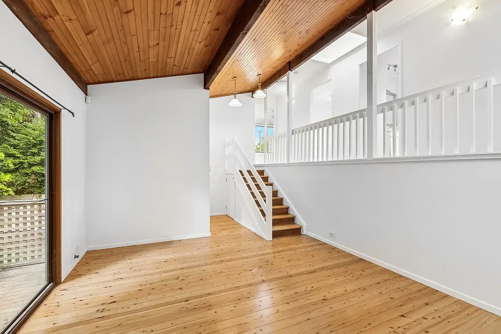 51 Halcyon Street, Wyoming, NSW 2250