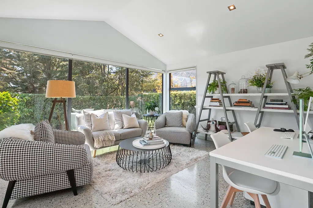 Jacks Point 4房  Perfectly positioned in Jack's Point