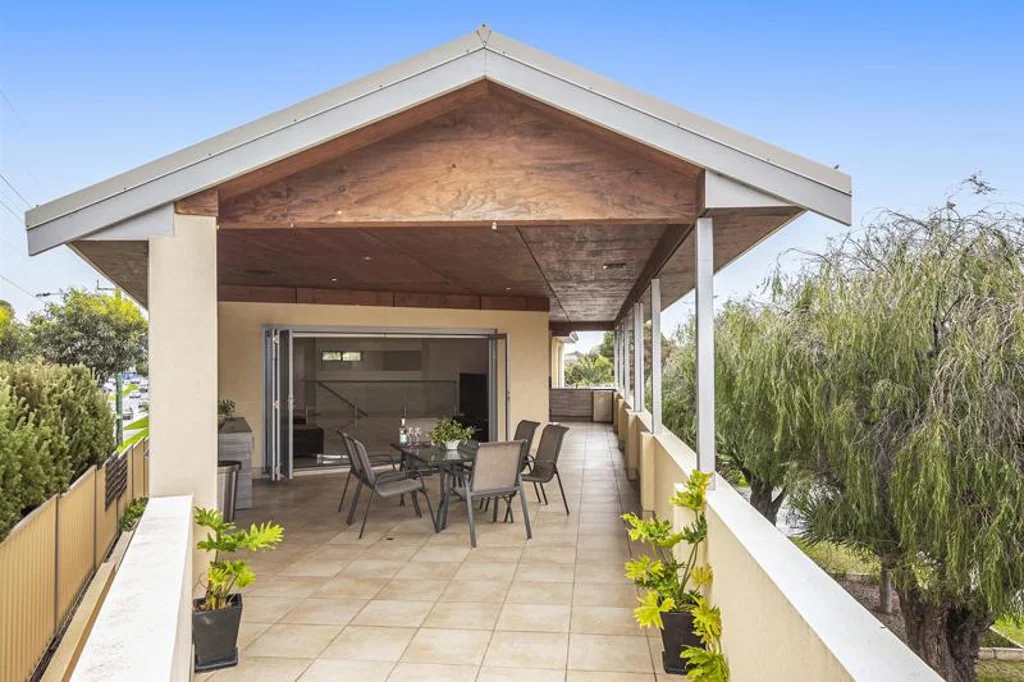 23 Windemere Crescent, Nollamara, WA 6061