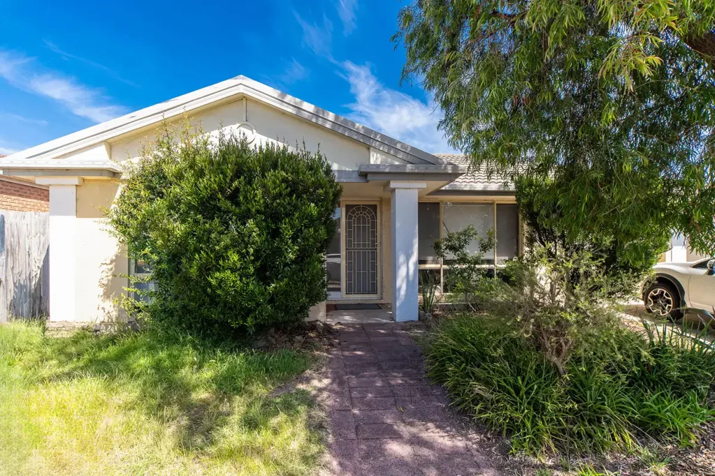 7 Rocklea Crescent, Skye, VIC 3977