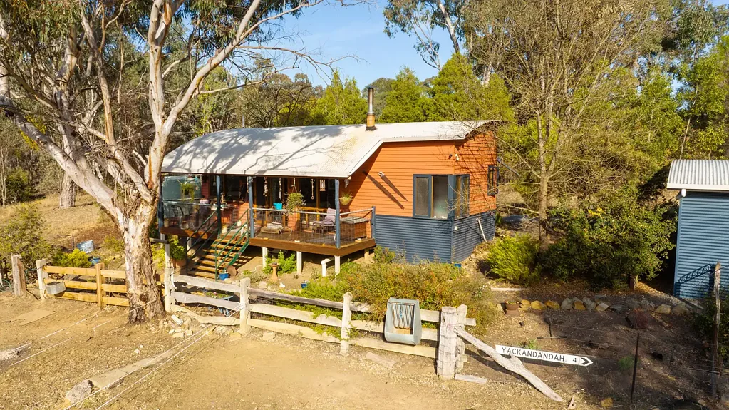 281 Osbornes Flat Road, Yackandandah, VIC 3749