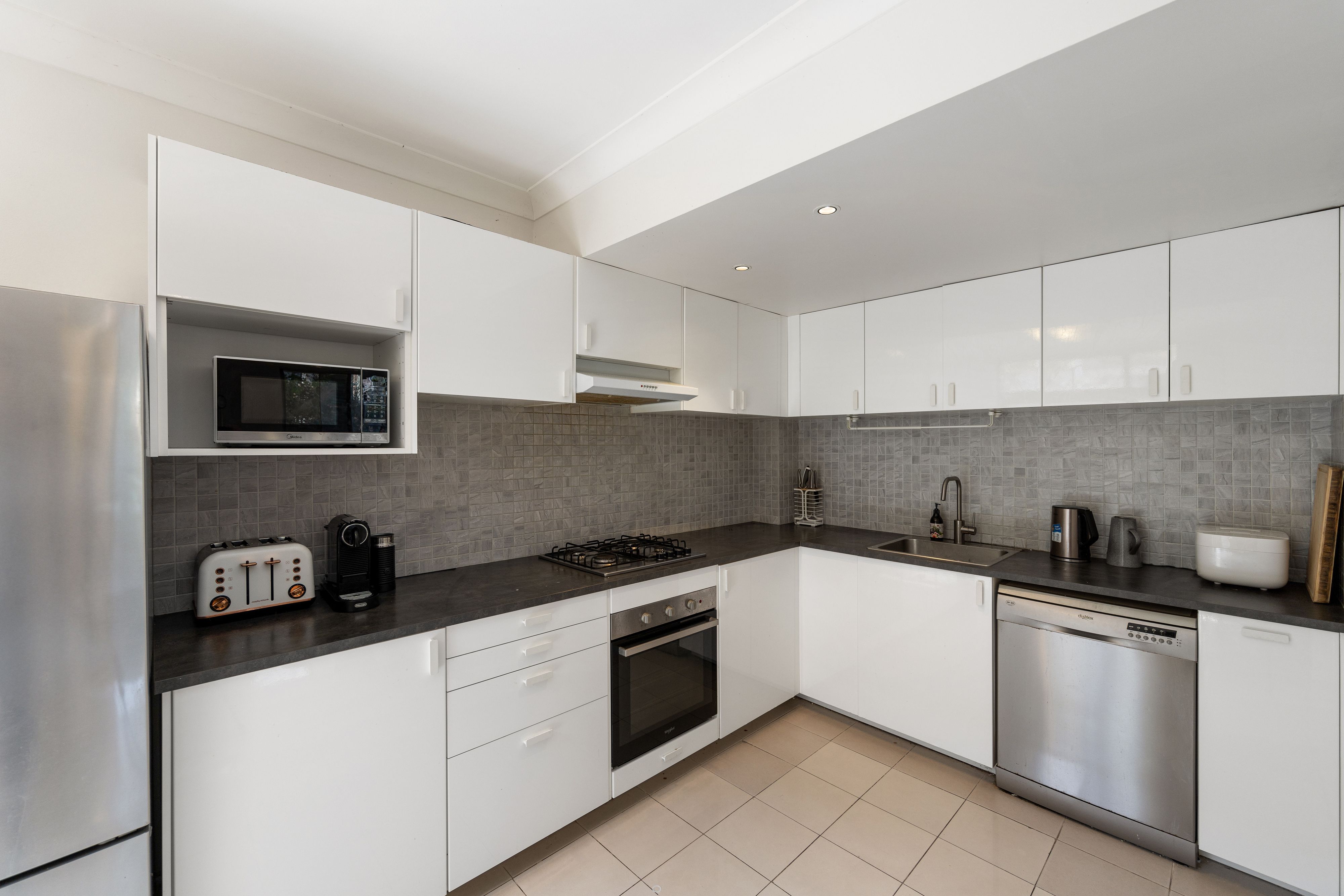 UNIT 8 15-17 MILNER RD, ARTARMON NSW 2064, 0房, 0浴, Townhouse