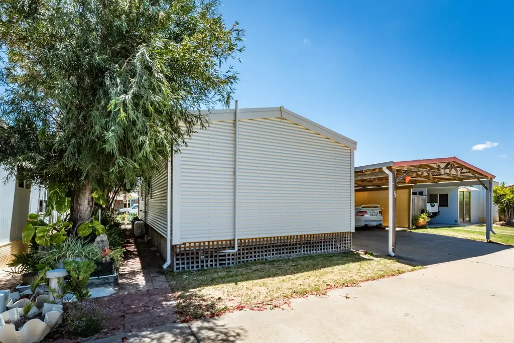 23/123 Point Leander Drive, Port Denison, WA 6525
