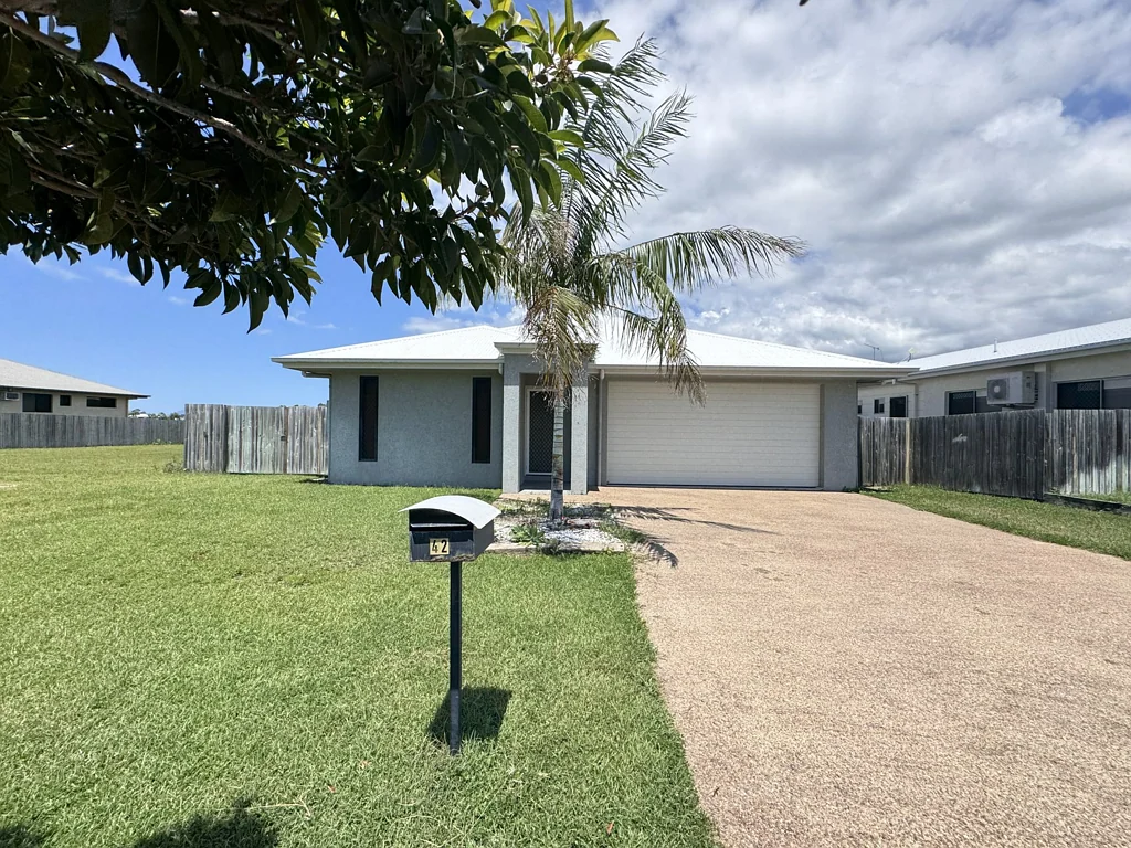 42 Scenic Crescent, Bowen, QLD 4805