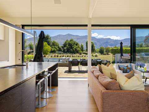 Dalefield/Wakatipu Basin 4房  Hawthorn House