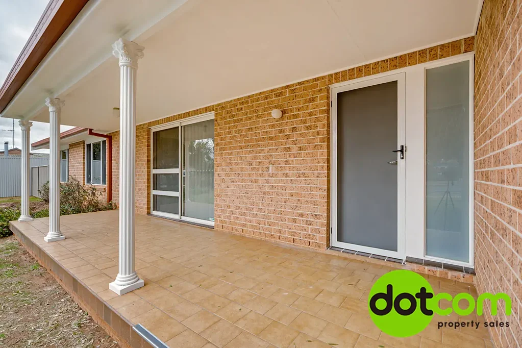 Dubbo 5 Bedroom Investors - Fully Renovated Home