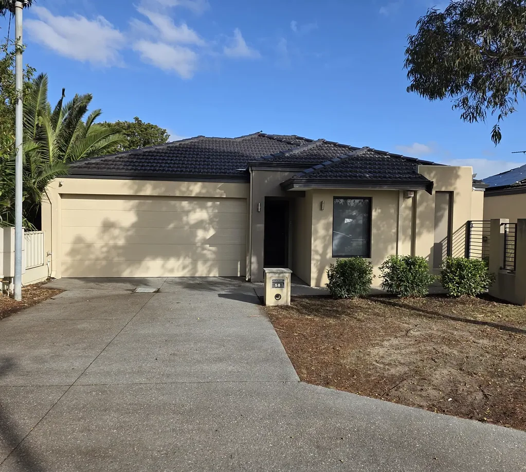 3x2 villa in the heart of Balga with double garage and solar