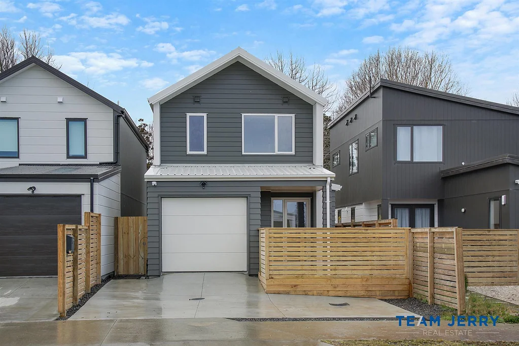 Papakura 3部屋 Spacious, Standalone and Brand New