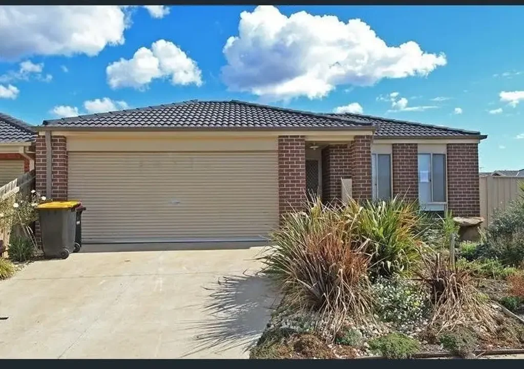 Spacious Family Living in a Quiet, Connected Location