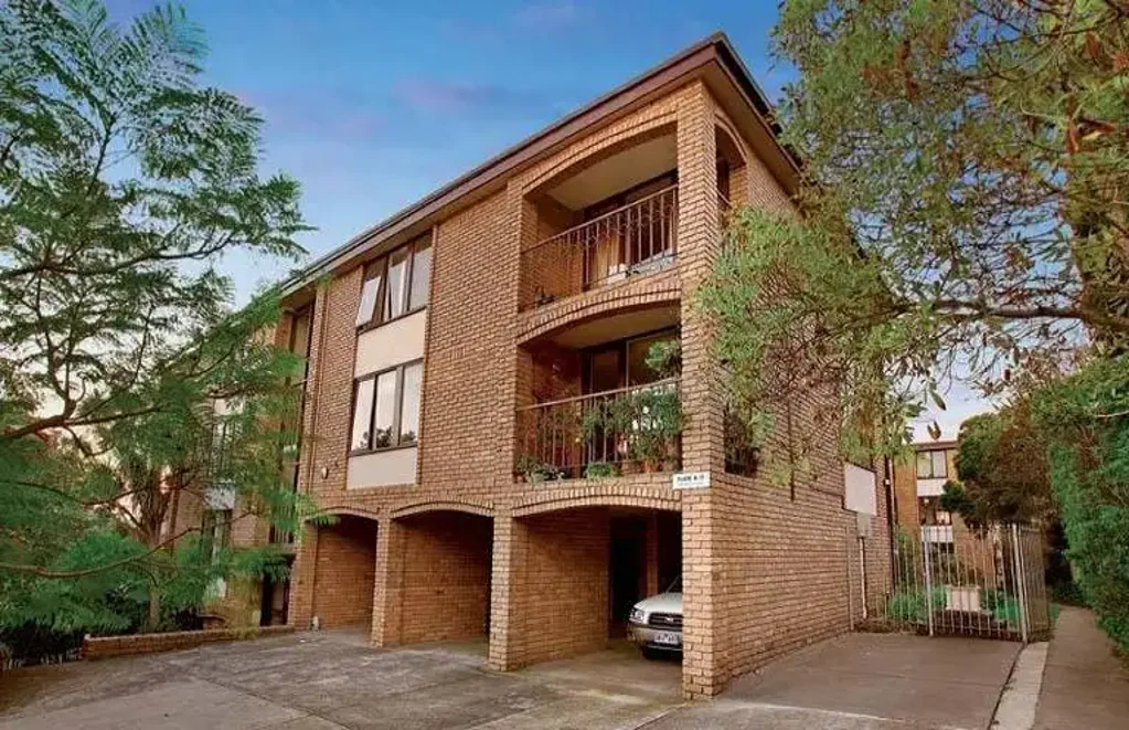 Spacious apartment with city views!