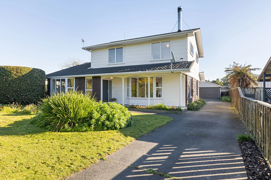 Ashhurst 4房  Your Next Family Home, Double Glazed + Spacious