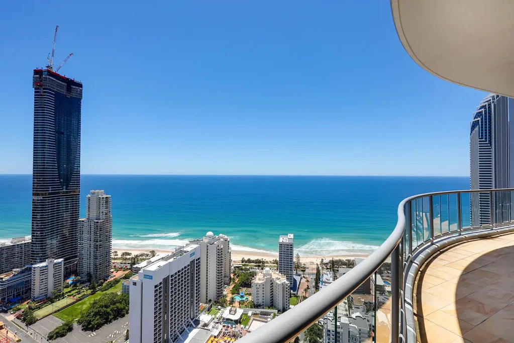 Luxury Sub-Penthouse Living in the heart of Surfers Paradise