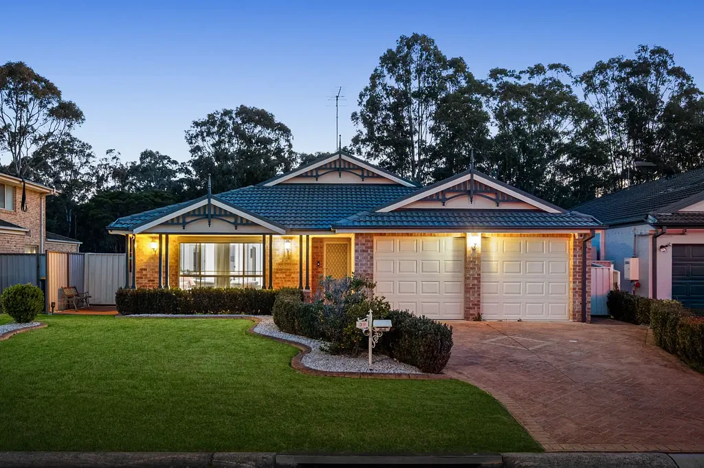 39 Lysander Avenue, Rosemeadow, NSW 2560