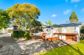 34 Kingdale Road, Henderson, Waitakere City