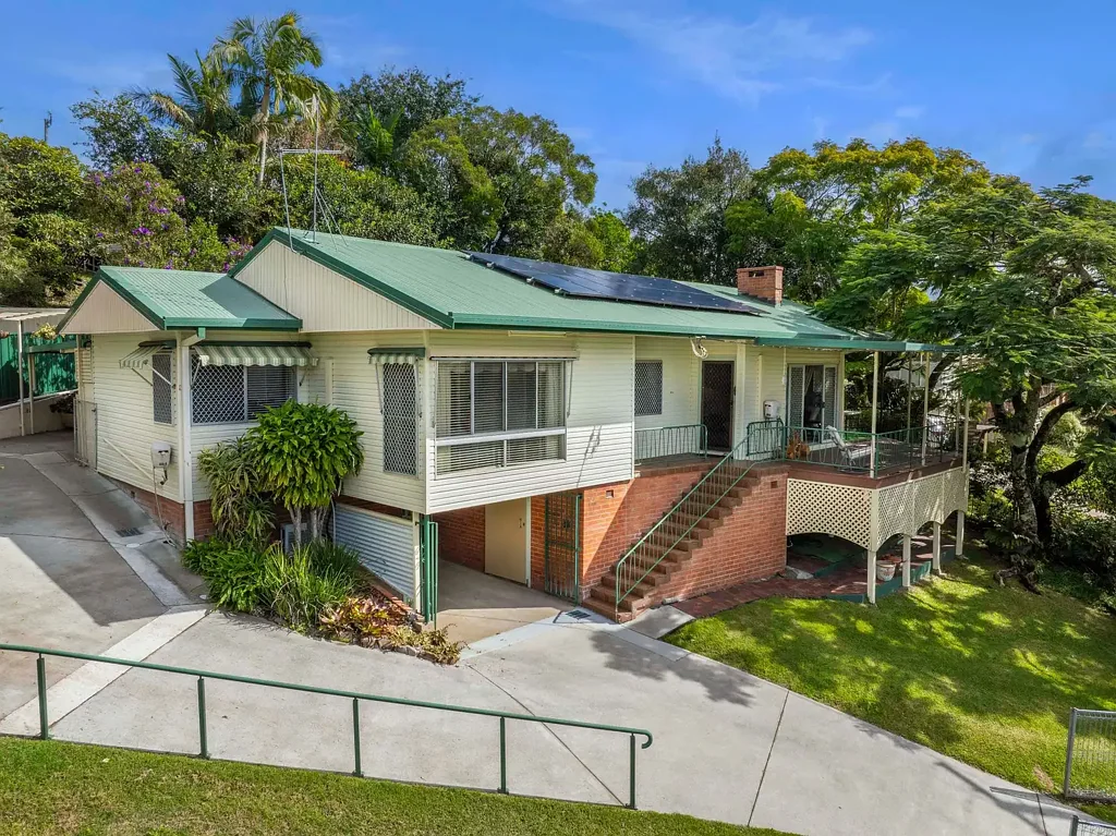 Lismore Heights 3房  A Home with a View and Comfortable Convenience